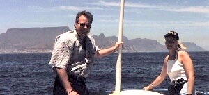Bettina und Michael in Südafrika vor dem Tafelberg (Quelle: Michael Lueg)